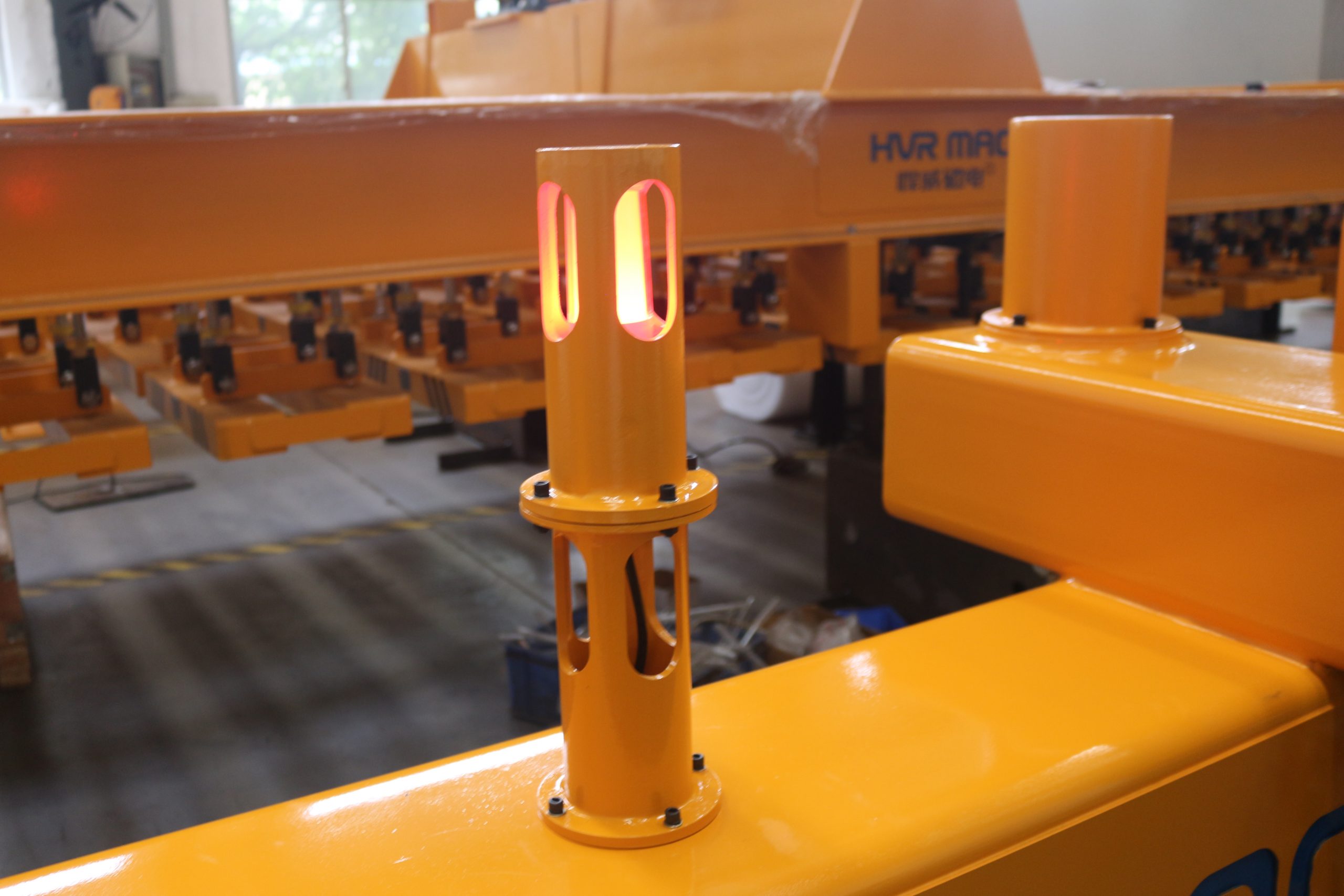 Lifting Magnet System with Safety Feature - Indicator Lamp | HVR MAG