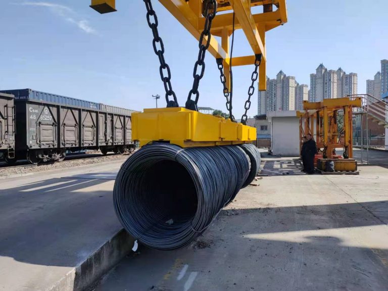 Forklift and Lifting The Custom Design from HVR MAG