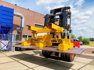 lifting-magnets-on-forklift
