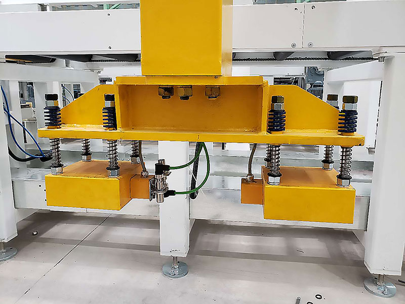 Industrial Automation With End Effectors HVR MAG