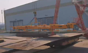 Stacking Steel Plate with 12-ton Lifting Magnet